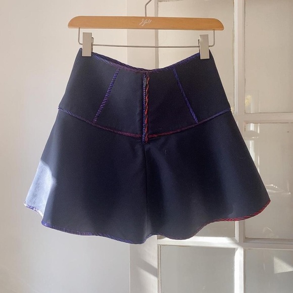 Club Monaco Navy Blue Drop Waist Mini Skirt size 00 - Picture 2 of 8